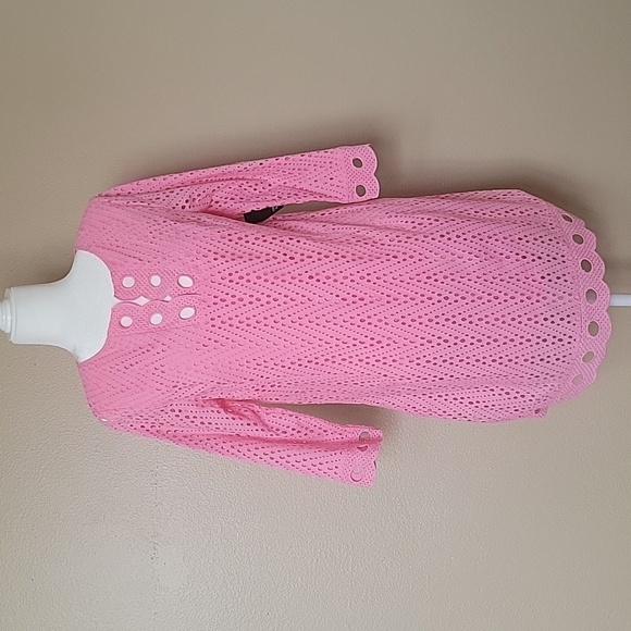 crown & ivy Dresses & Skirts - Crown & Ivy Pink Eyelet Mini Shift Dress - Size 10